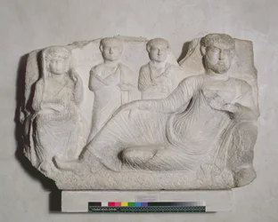 Begräbnisbankett eines Mannes in parthischer Tracht mit seiner Familie, aus Palmyra